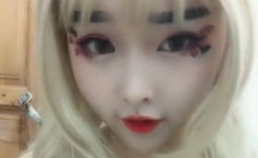 瓜子脸小姐姐化妆教程,打造精致妆容
